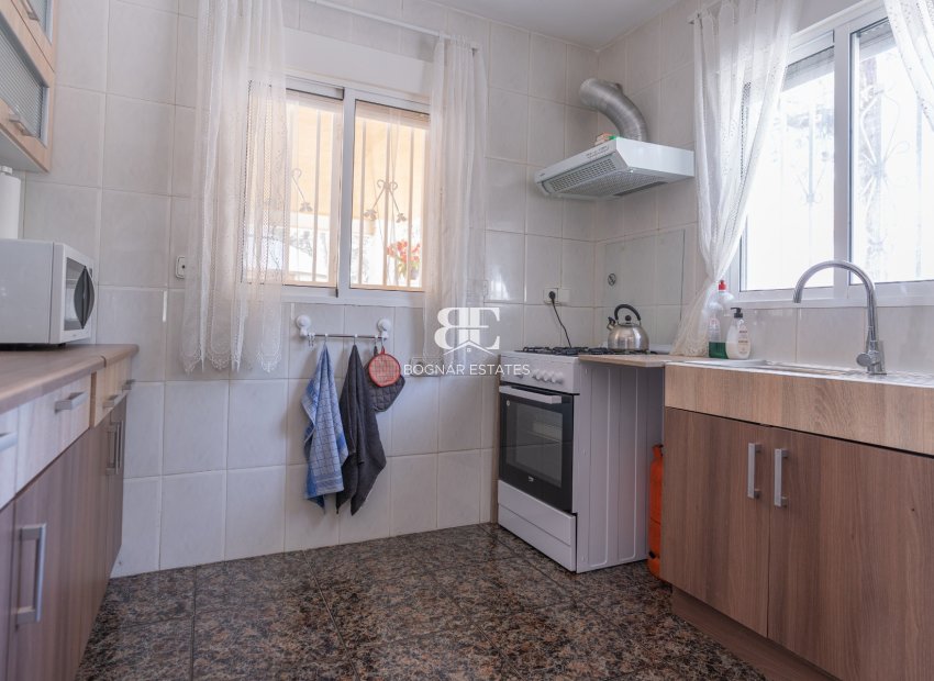 Herverkoop - Country House -
Bocairent - Inland