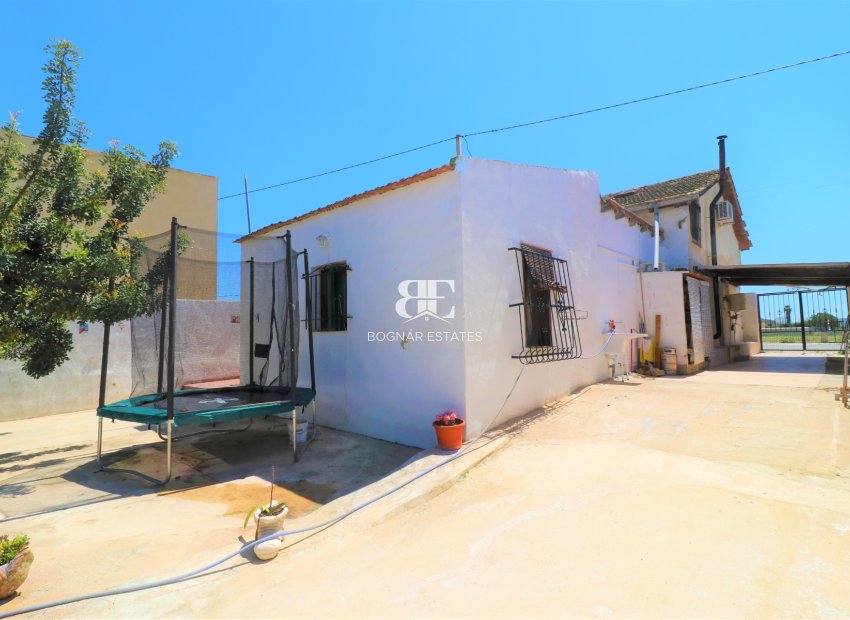 Herverkoop - Country House -
Dolores