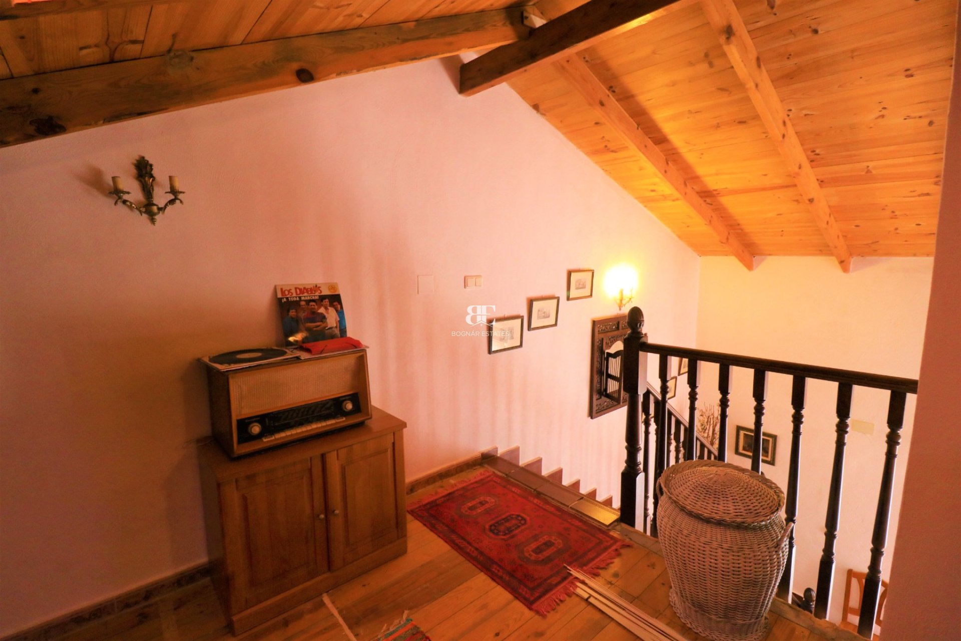 Herverkoop - Country House -
Dolores