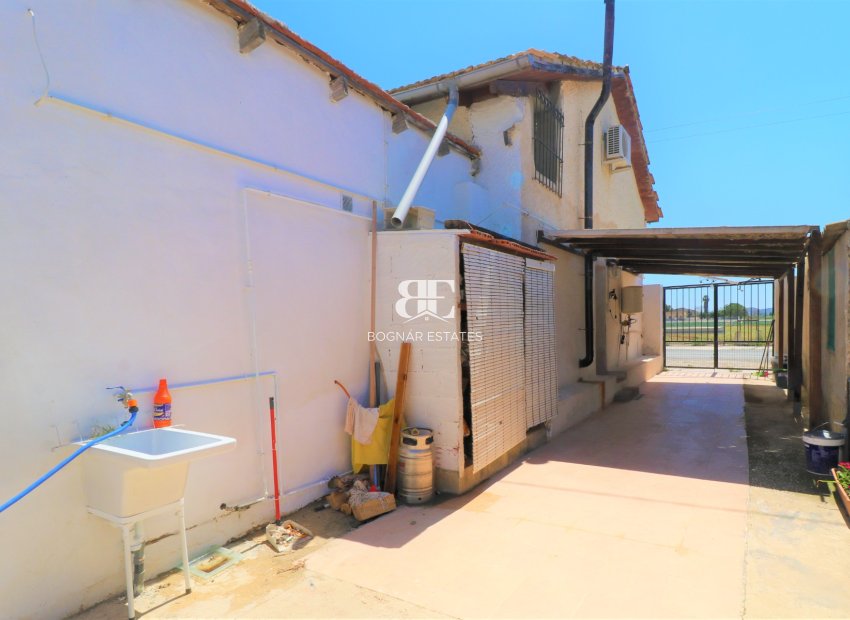 Herverkoop - Country House -
Dolores