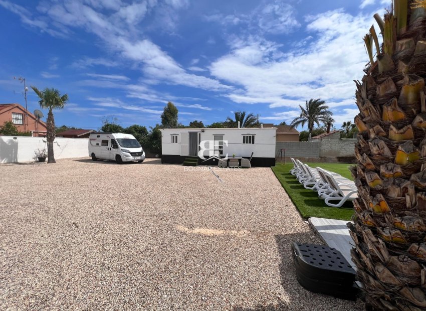 Herverkoop - Country House -
Elche - La Marina