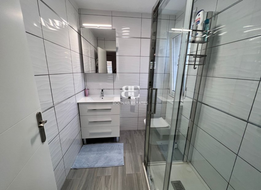 Herverkoop - Country House -
Elche - La Marina