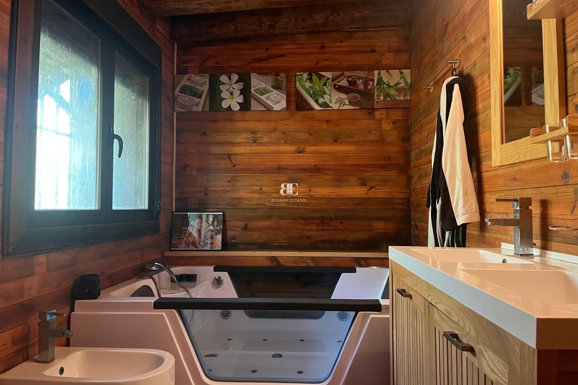 Herverkoop - Country House -
Gea Truyols - Gea y Trujols