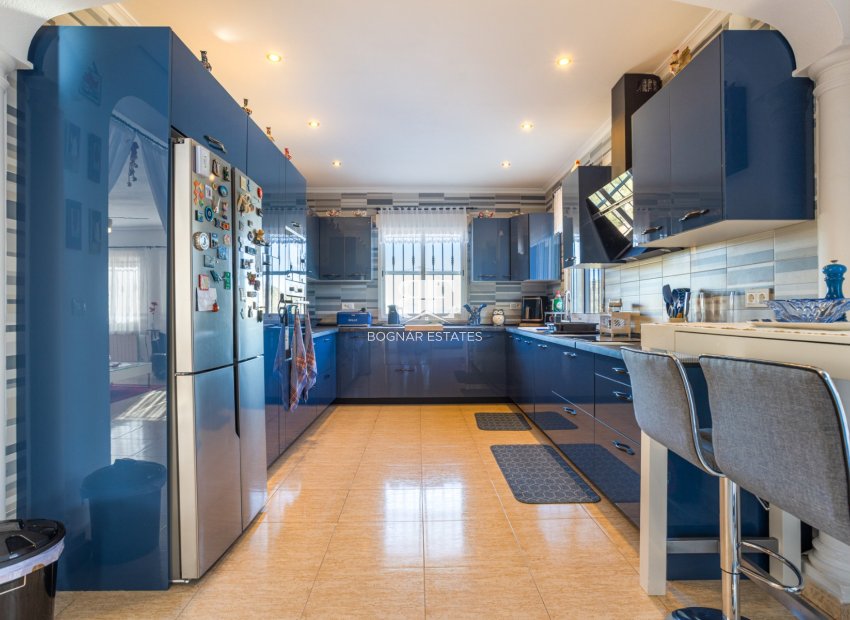 Herverkoop - Country House -
La Zarza