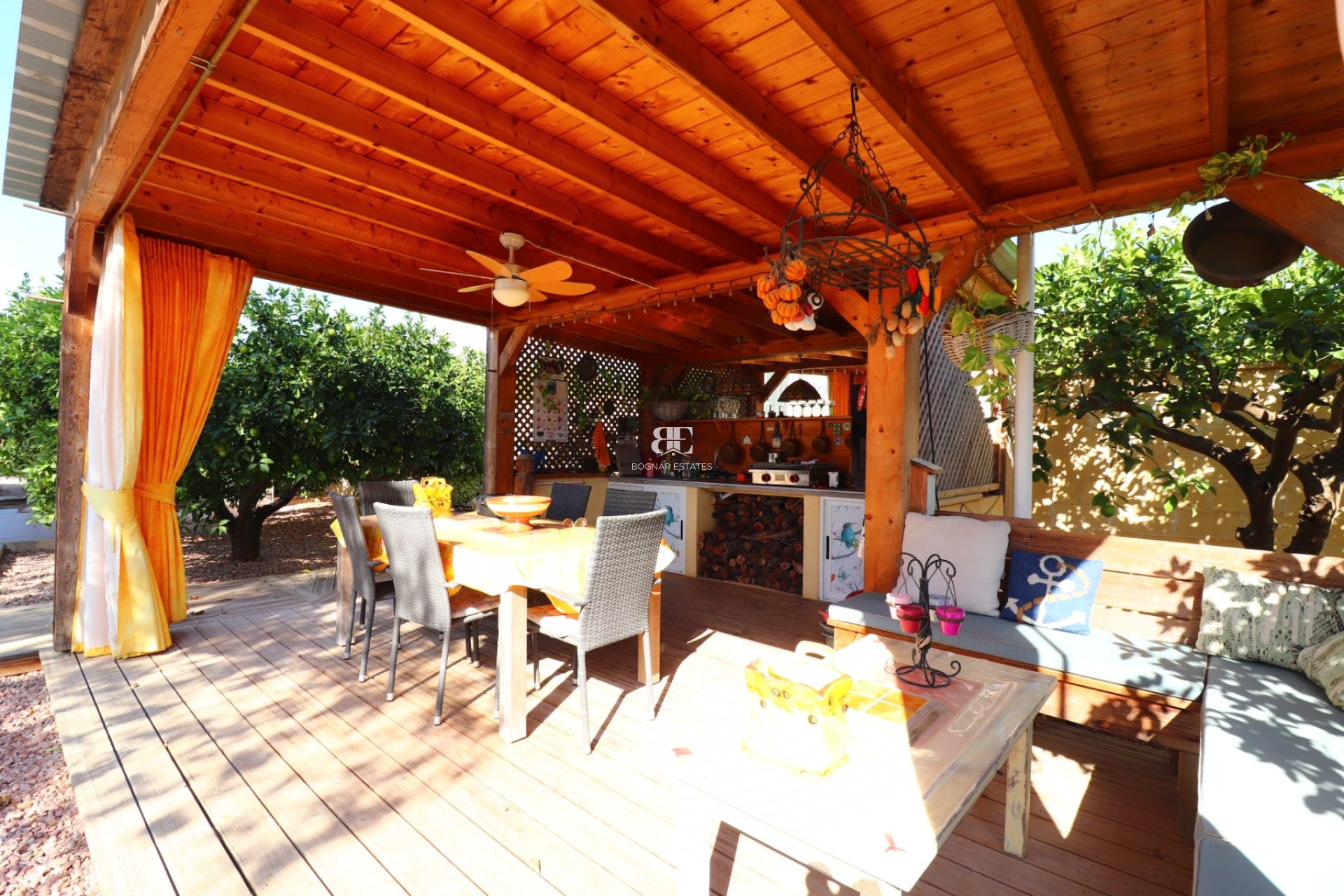 Herverkoop - Country House -
Orihuela - La Campaneta