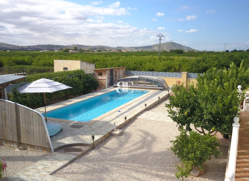 Herverkoop - Country House -
Orihuela - La Campaneta