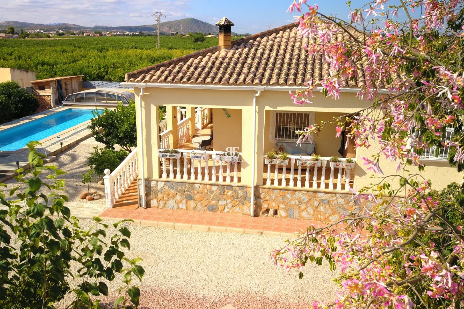 Herverkoop - Country House -
Orihuela - La Campaneta