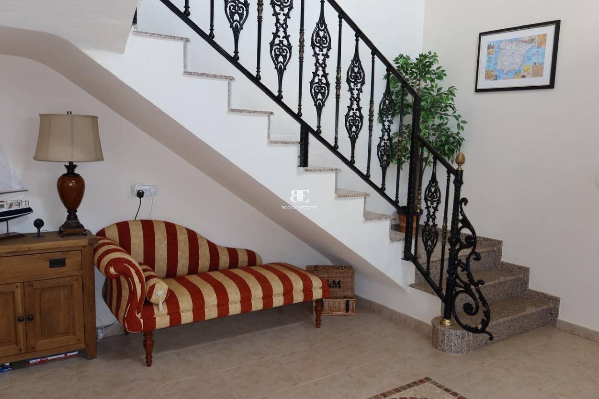 Herverkoop - Country House -
Orihuela
