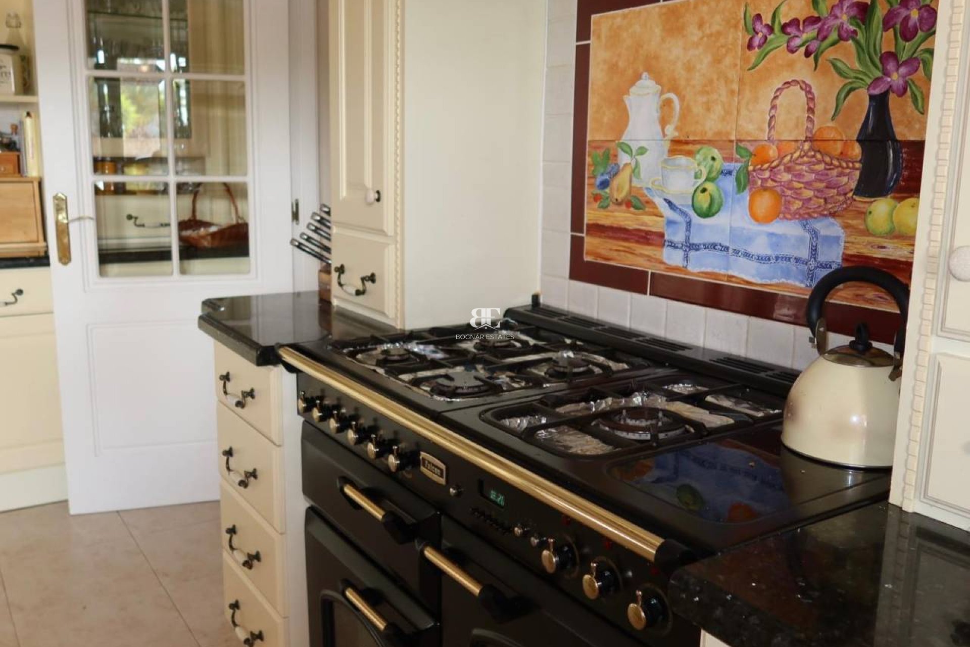 Herverkoop - Country House -
Orihuela