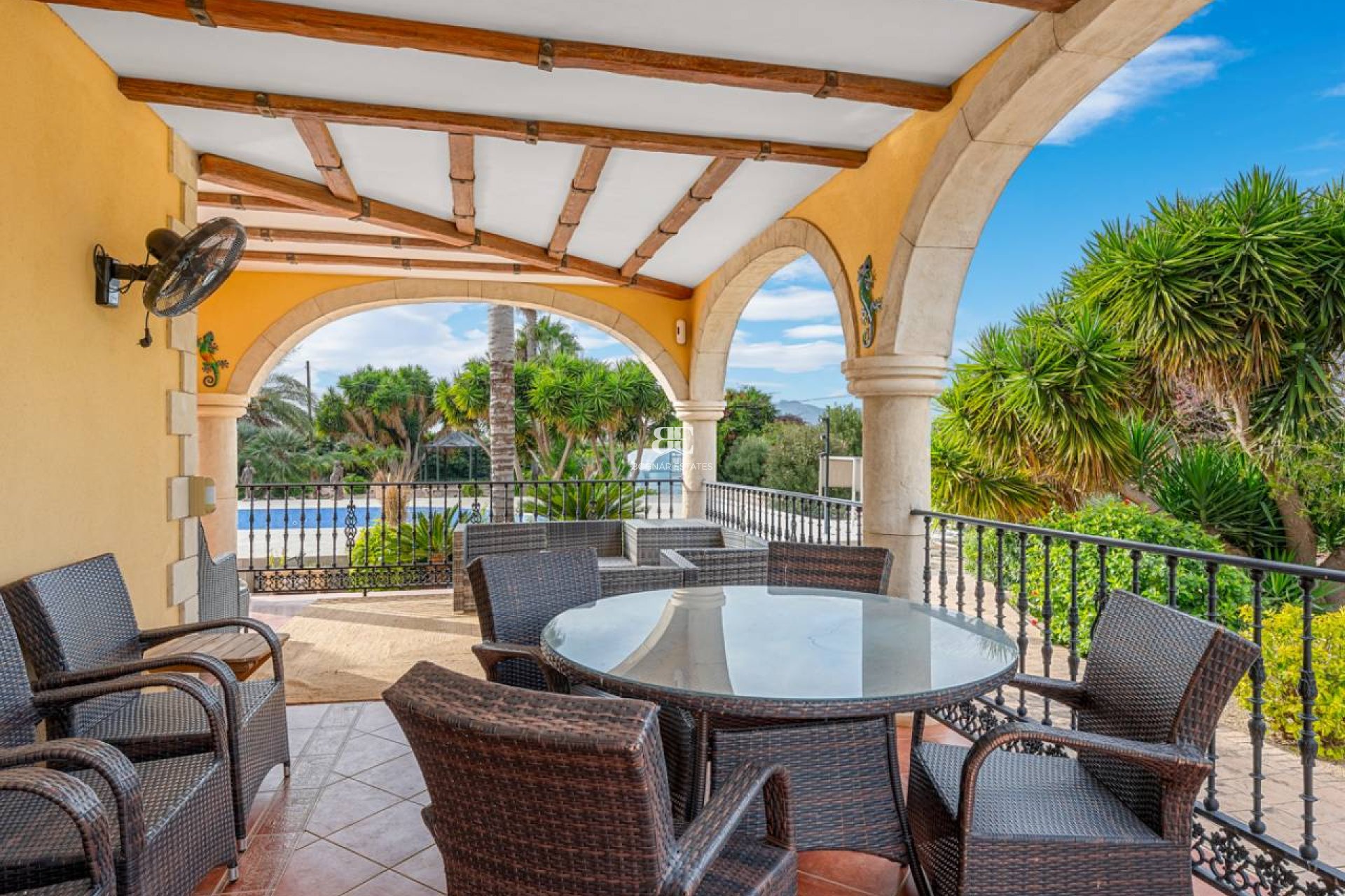 Herverkoop - Country House -
Orihuela