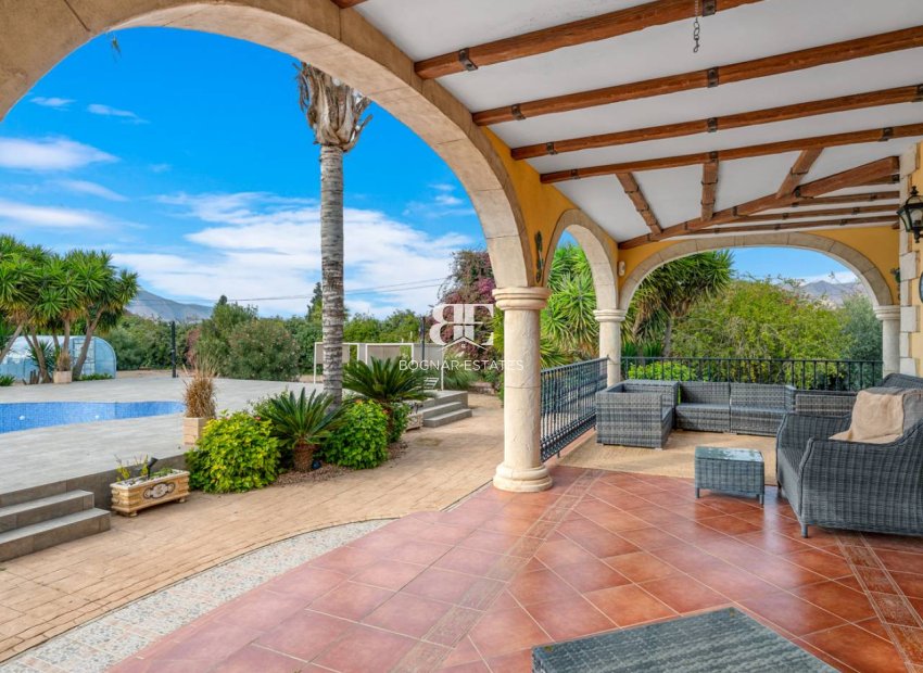 Herverkoop - Country House -
Orihuela