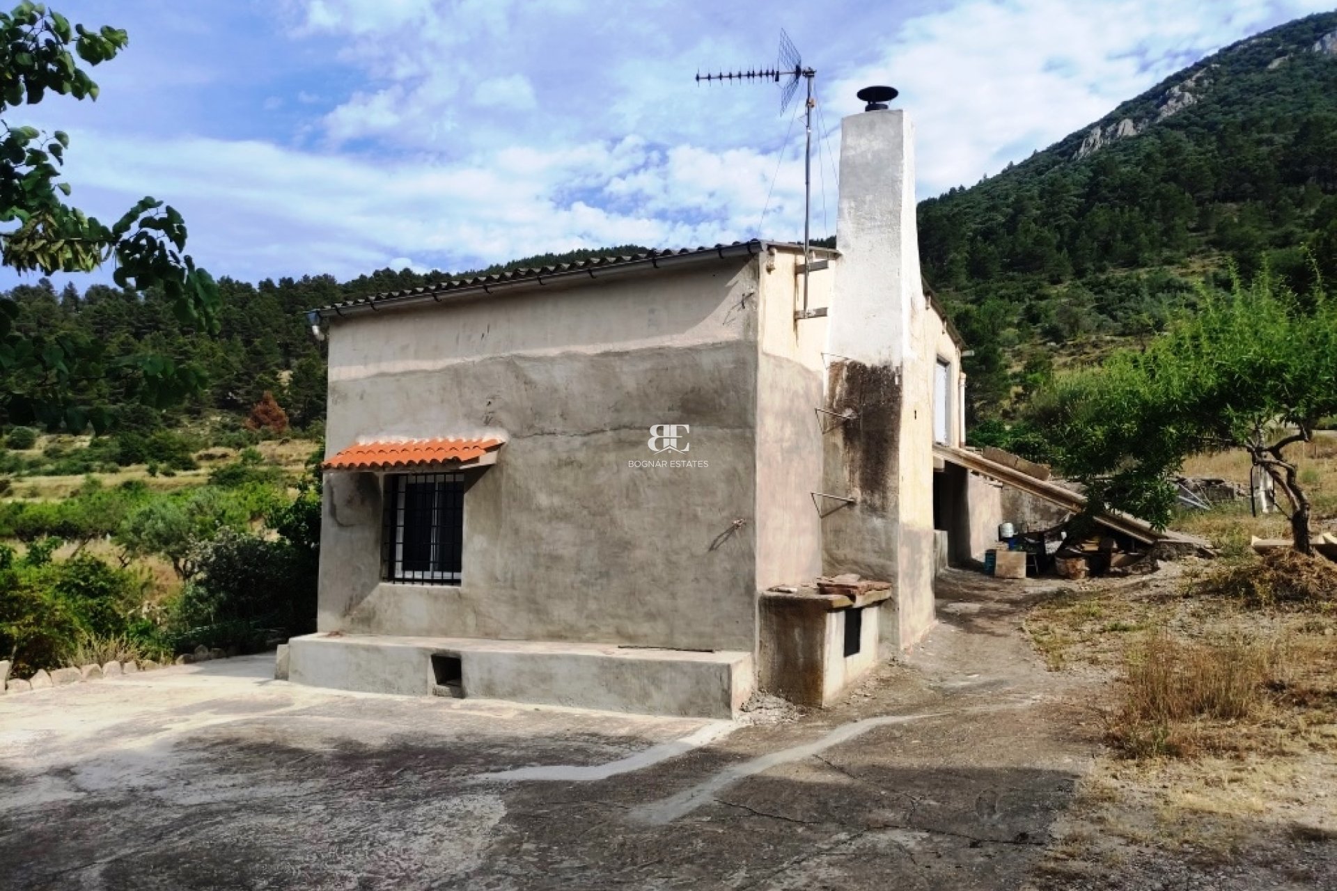 Herverkoop - Country House -
Penáguila