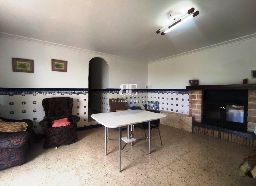 Herverkoop - Country House -
Penáguila
