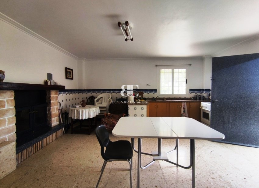 Herverkoop - Country House -
Penáguila