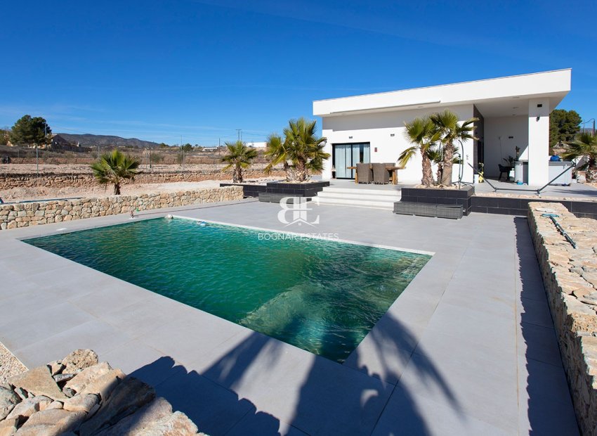 Herverkoop - Country House -
Pinoso - Campo