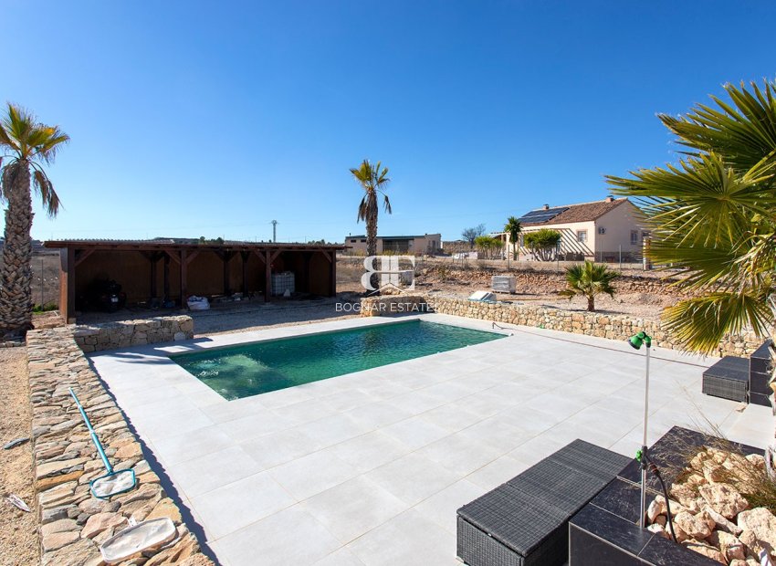 Herverkoop - Country House -
Pinoso - Campo