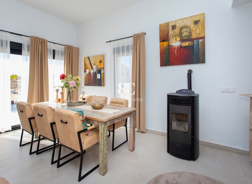 Herverkoop - Country House -
Pinoso - Campo