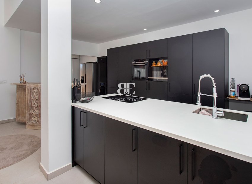 Herverkoop - Country House -
Pinoso - Campo