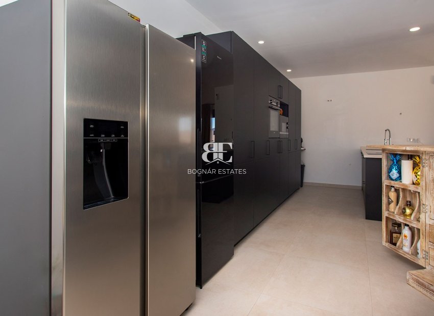 Herverkoop - Country House -
Pinoso - Campo