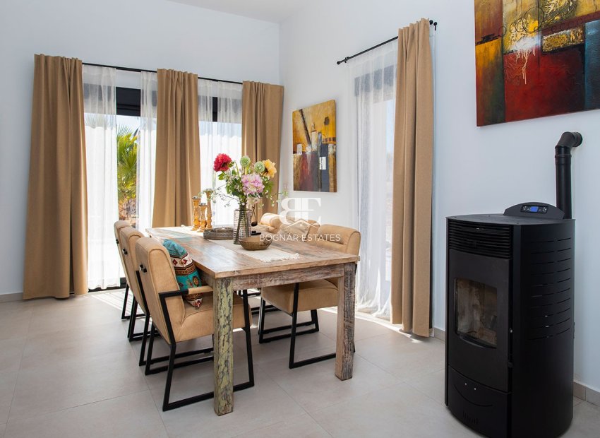 Herverkoop - Country House -
Pinoso - Campo