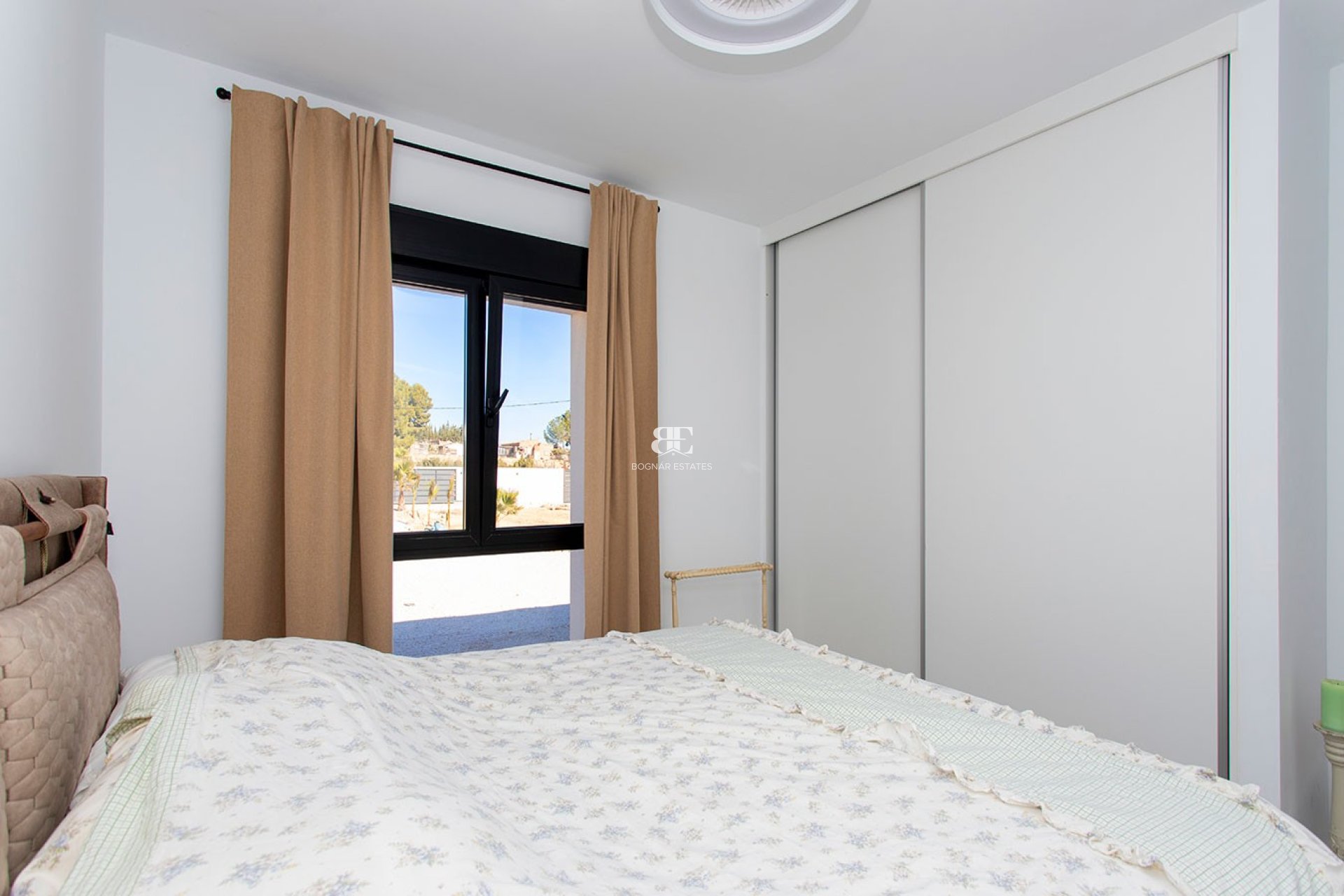 Herverkoop - Country House -
Pinoso - Campo