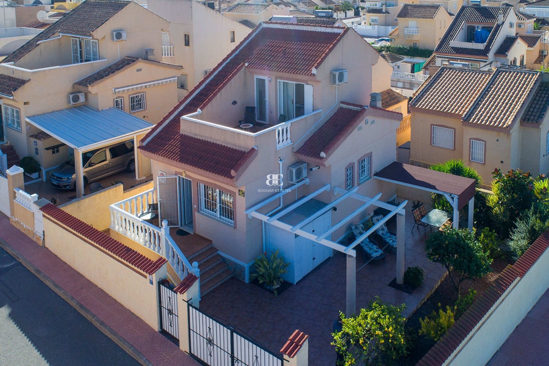 Herverkoop - Country House -
Rojales - Pueblo