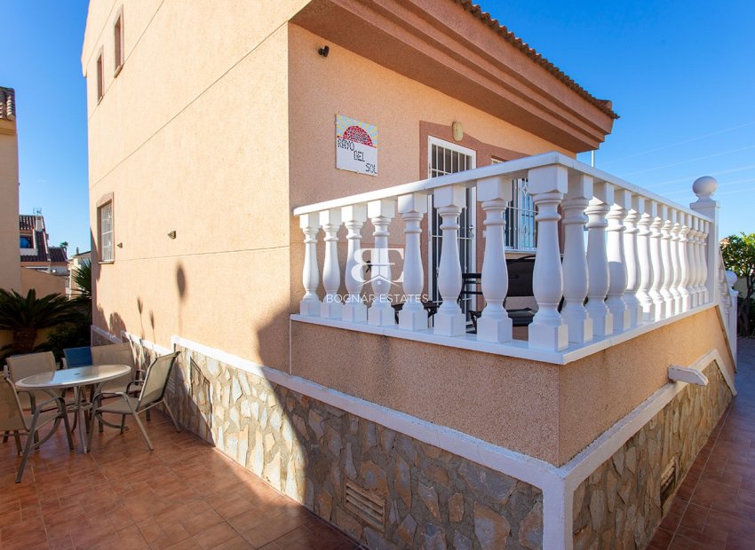Herverkoop - Country House -
Rojales - Pueblo