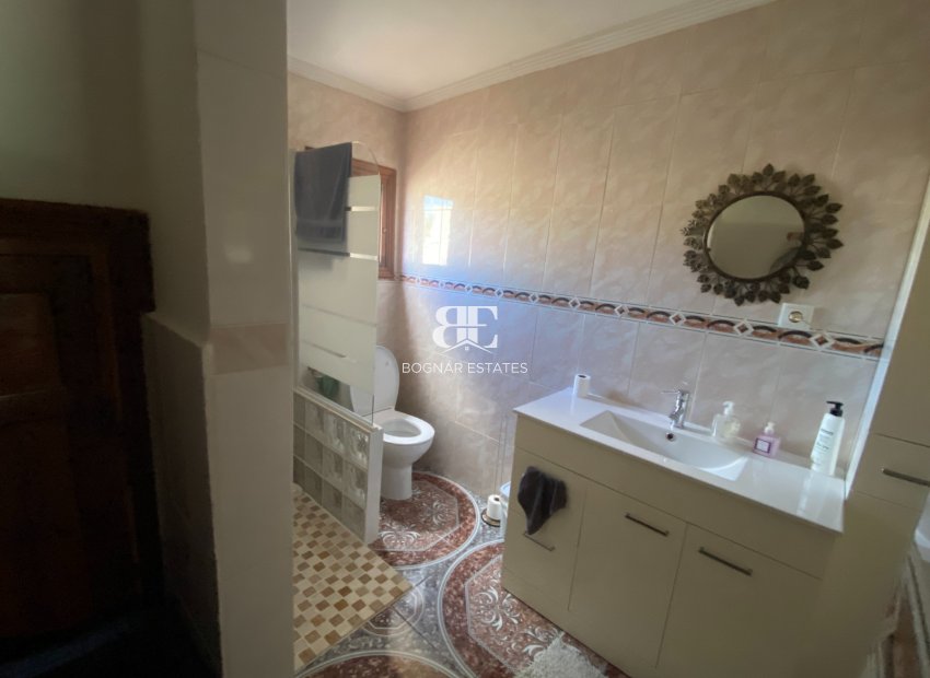 Herverkoop - Country House -
Sax