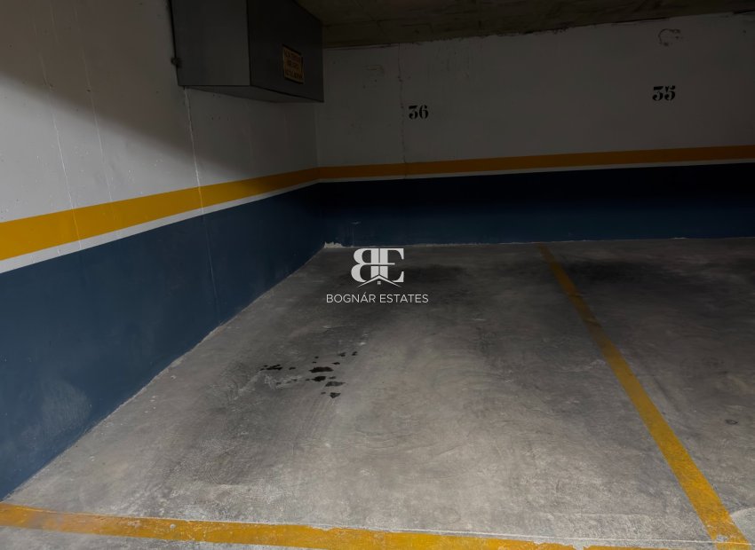 Herverkoop - Garage -
Aguilas - Las Lomas