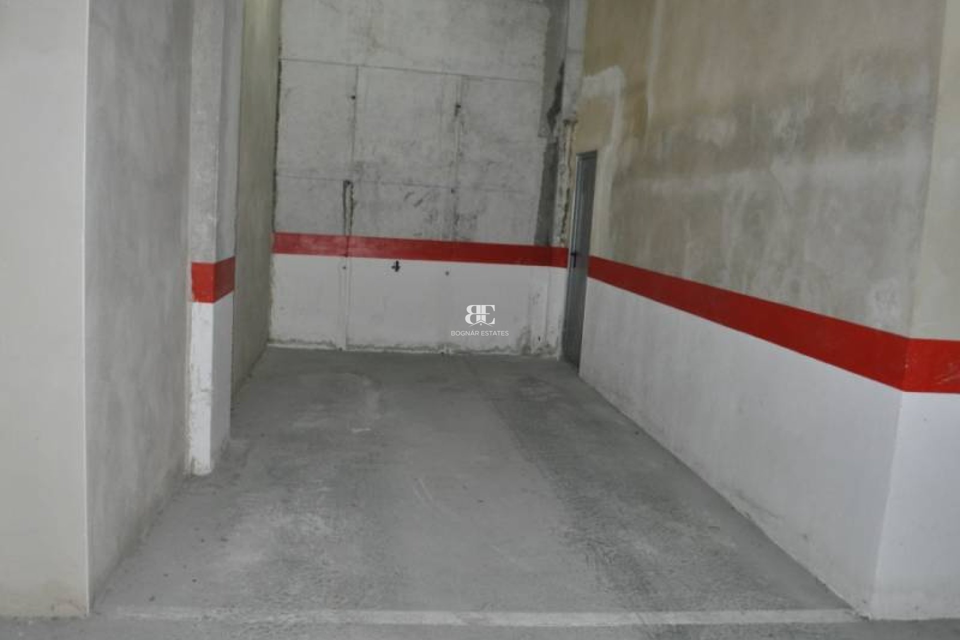 Herverkoop - Garage -
Villajoyosa - Varadero/ Estudiantes beach