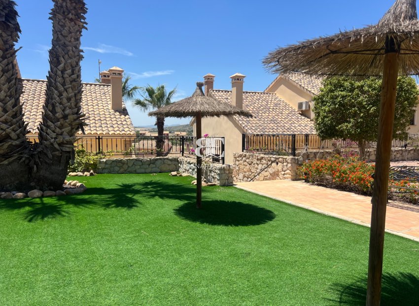 Herverkoop - Herenhuis -
Algorfa - La finca Golf