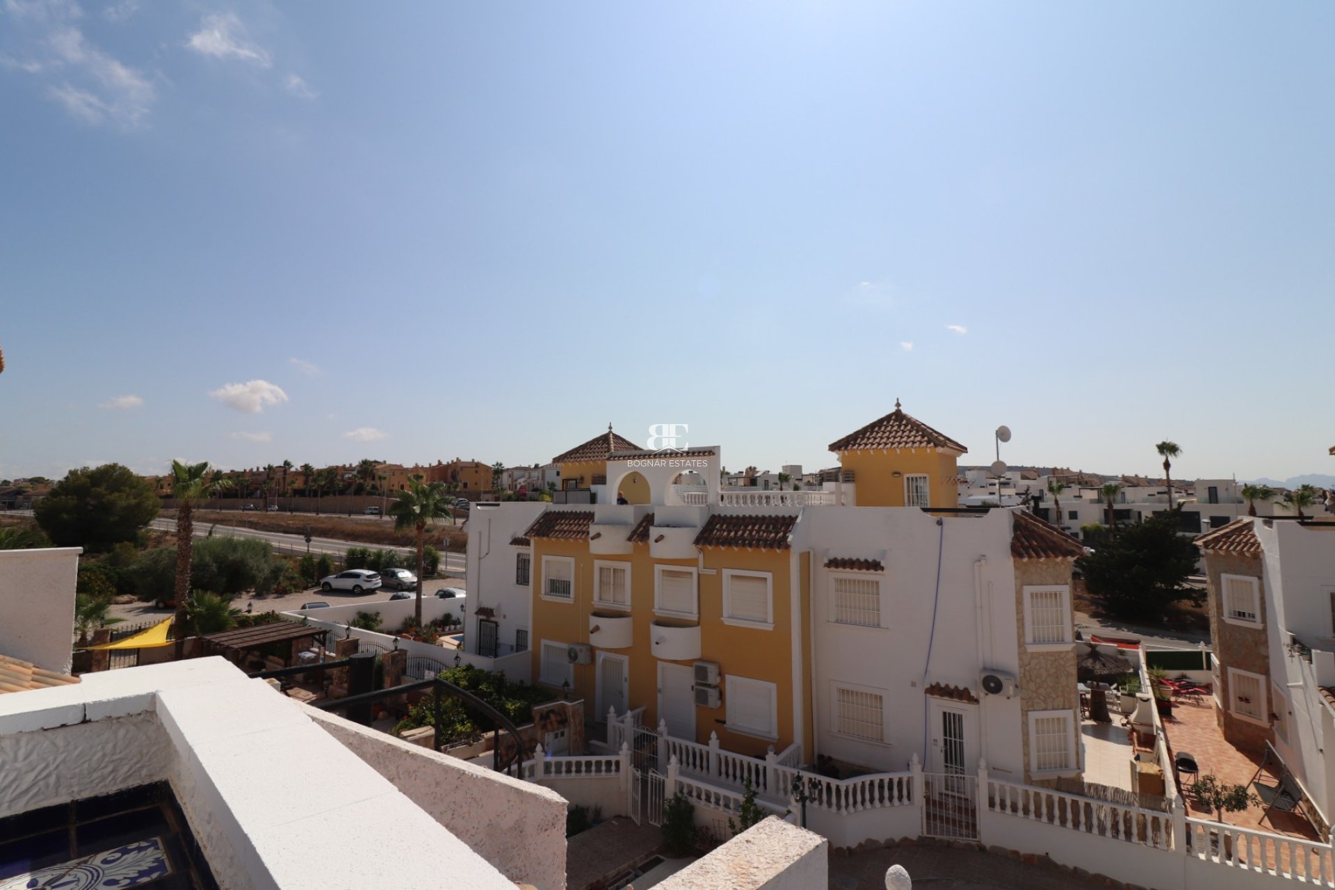 Herverkoop - Herenhuis -
Algorfa - Montemar