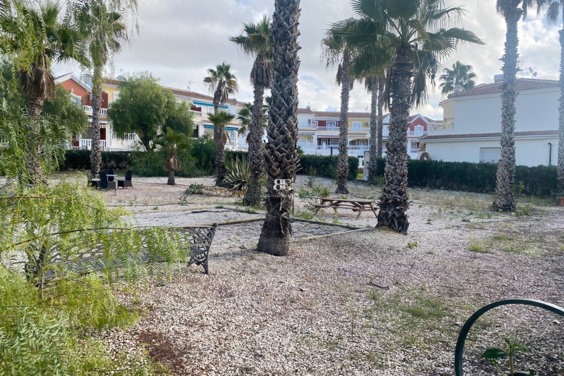 Herverkoop - Herenhuis -
Benijofar - Monte Azul