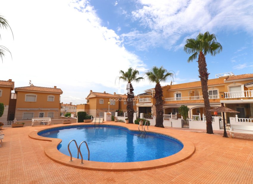 Herverkoop - Herenhuis -
Benijofar - Monte Azul