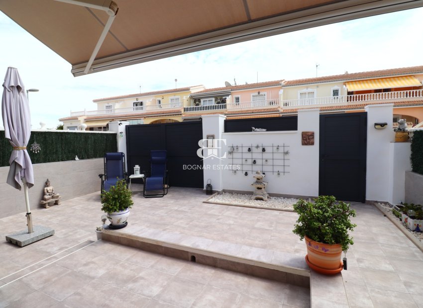 Herverkoop - Herenhuis -
Benijofar - Monte Azul