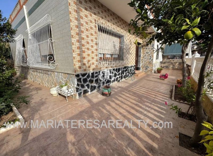 Herverkoop - Herenhuis -
Cartagena