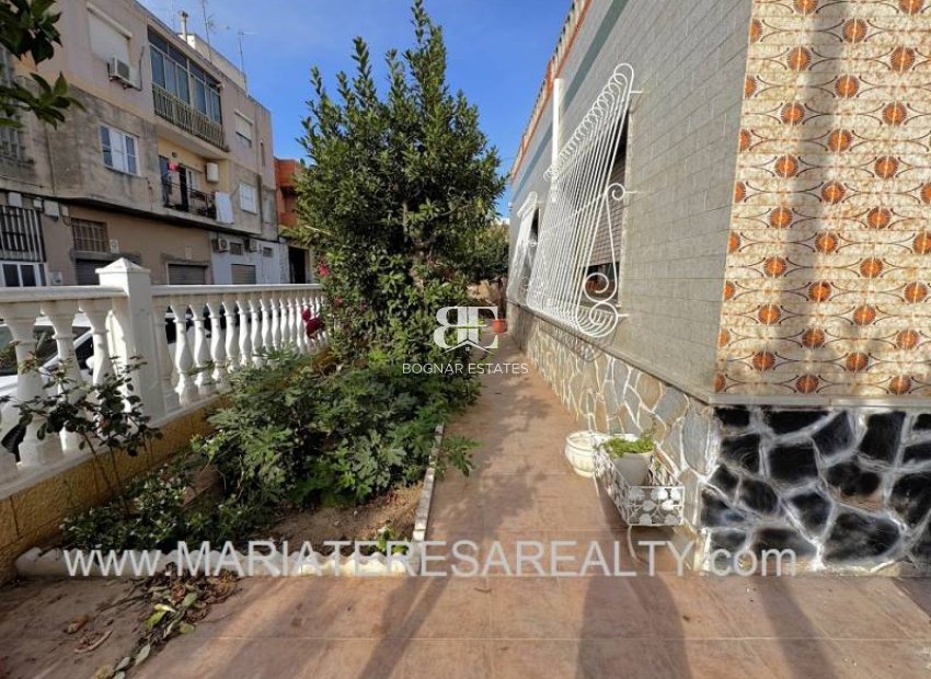 Herverkoop - Herenhuis -
Cartagena