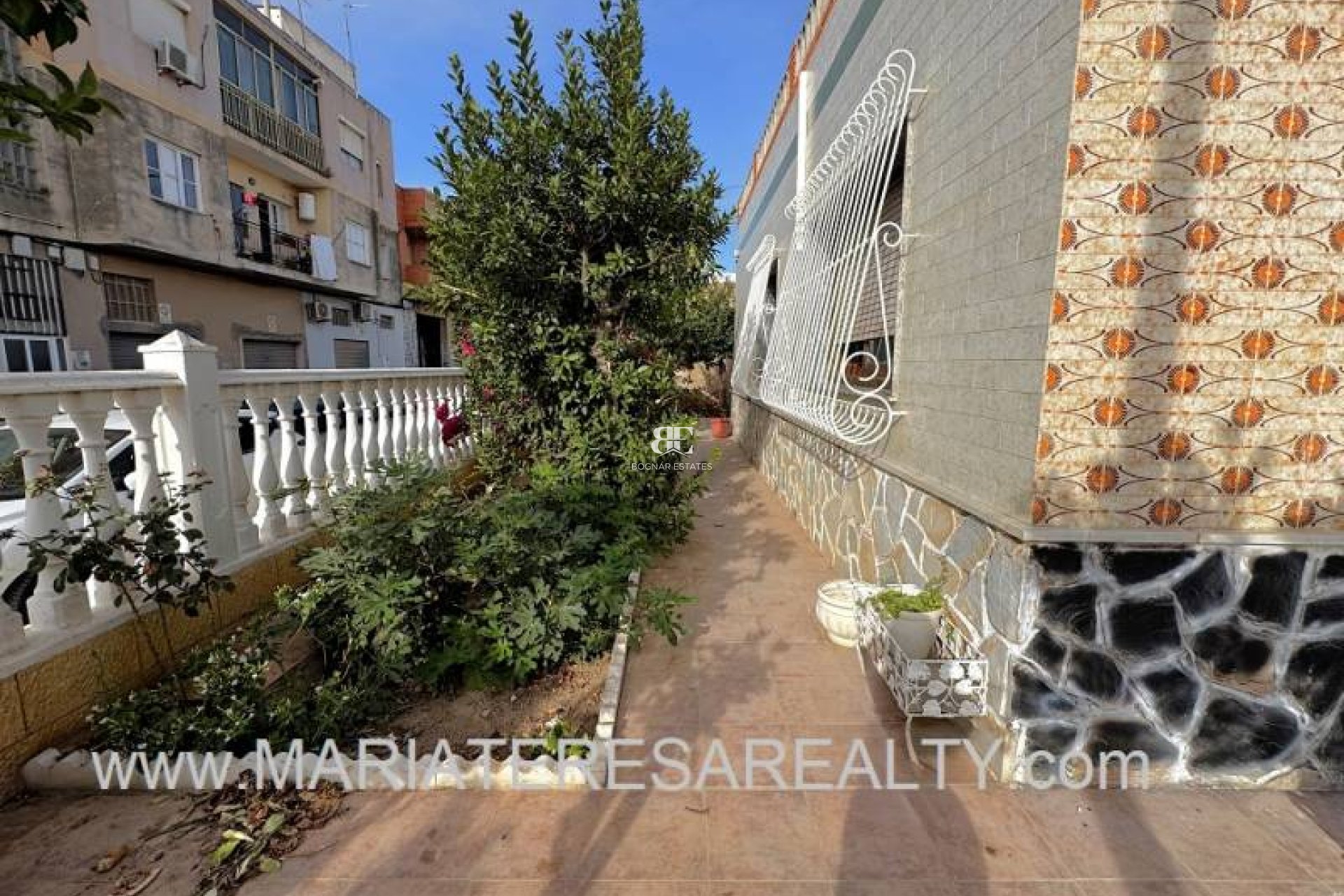 Herverkoop - Herenhuis -
Cartagena