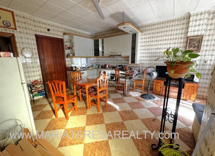 Herverkoop - Herenhuis -
Cartagena