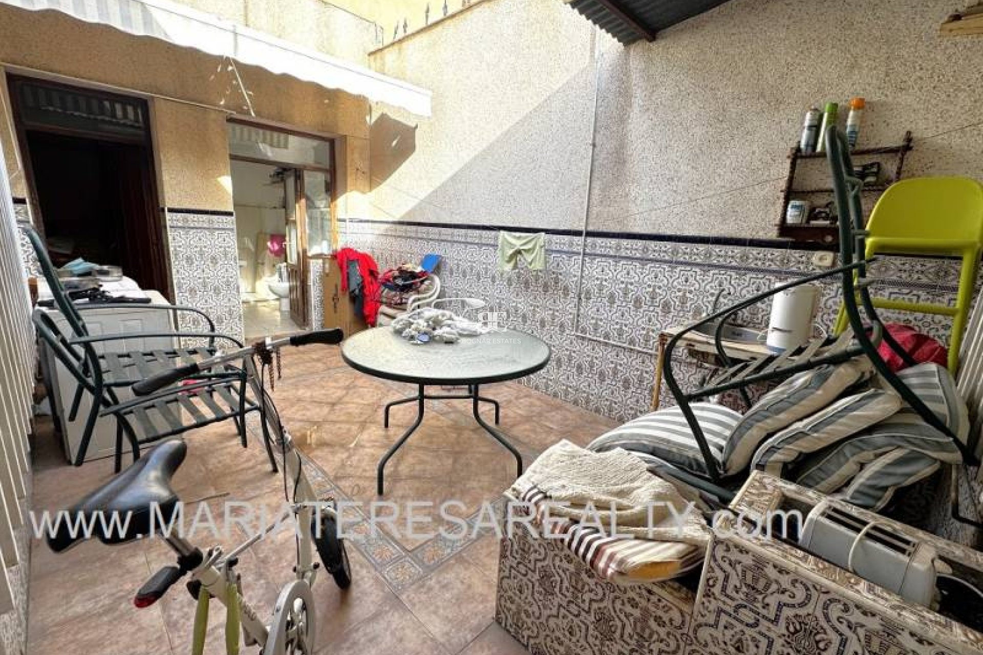 Herverkoop - Herenhuis -
Cartagena