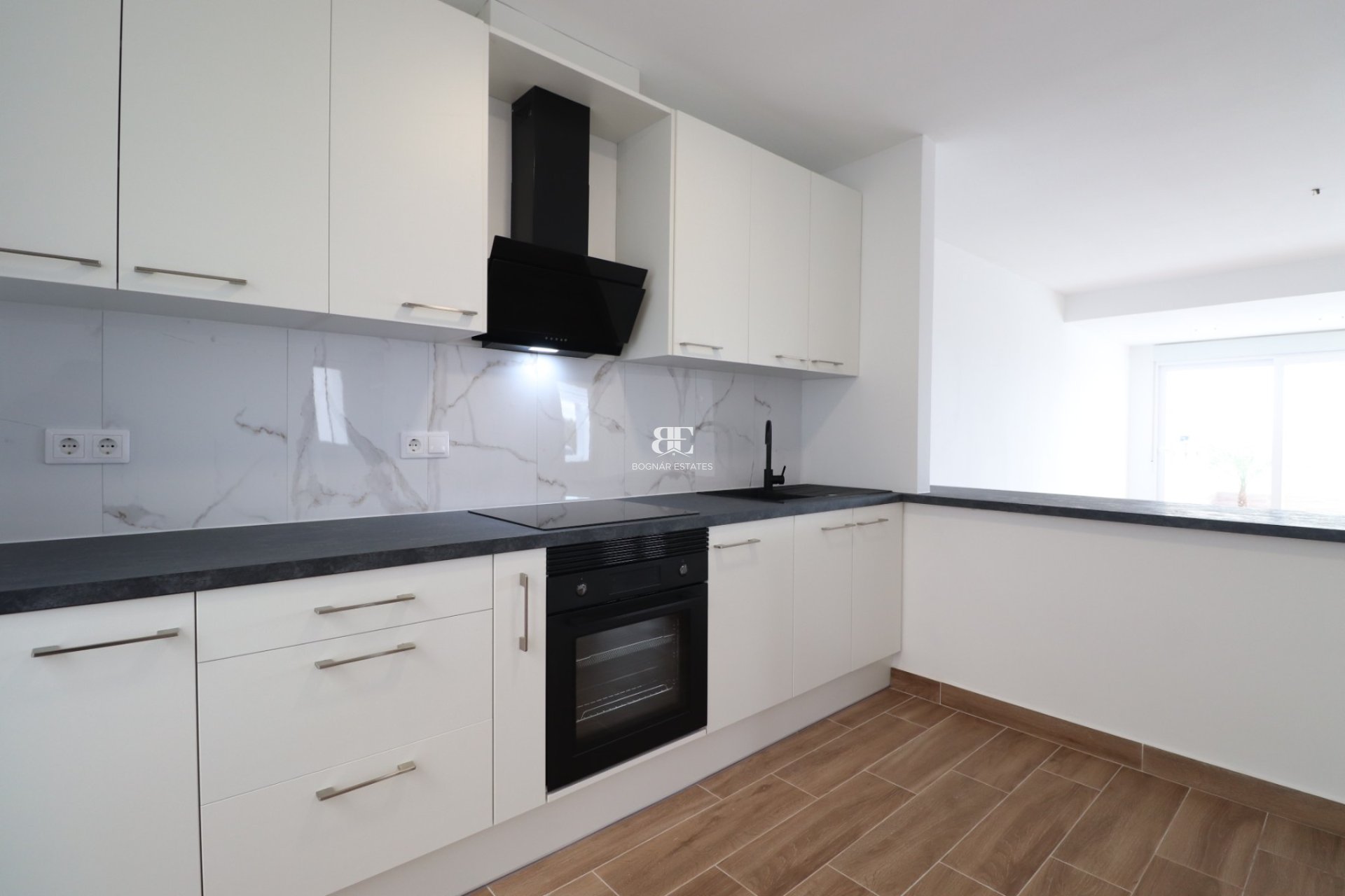 Herverkoop - Herenhuis -
Ciudad Quesada - Altos de Quesada