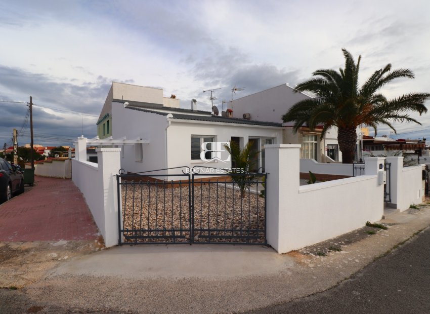 Herverkoop - Herenhuis -
Ciudad Quesada - Altos de Quesada