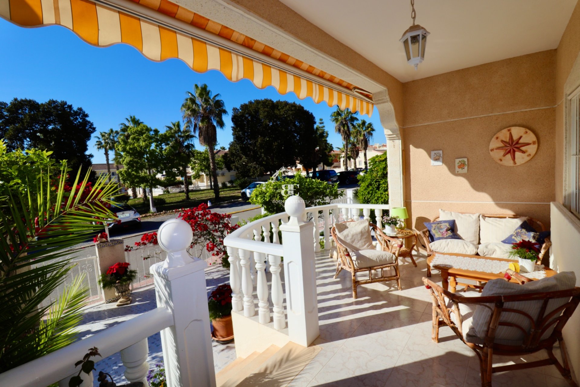 Herverkoop - Herenhuis -
Ciudad Quesada - Doña Pepa