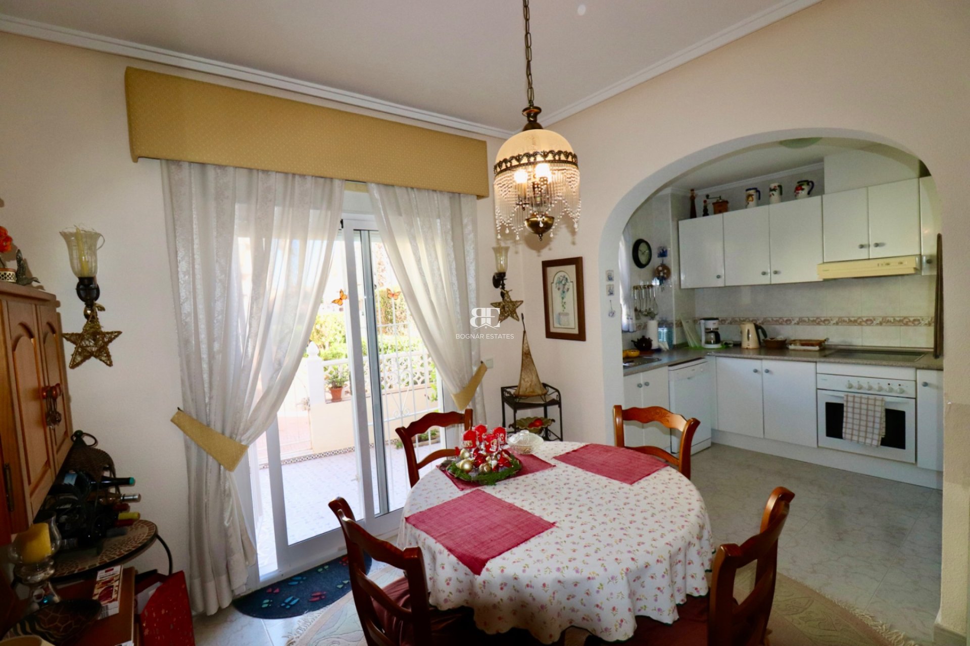 Herverkoop - Herenhuis -
Ciudad Quesada - Doña Pepa