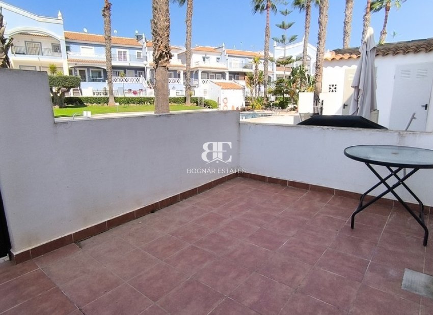 Herverkoop - Herenhuis -
Ciudad Quesada - Doña Pepa