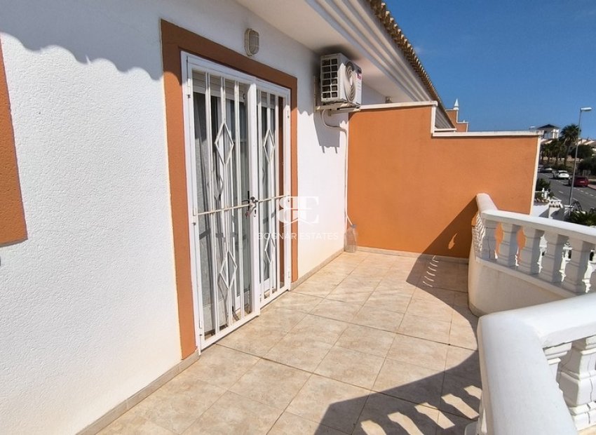 Herverkoop - Herenhuis -
Ciudad Quesada - Doña Pepa