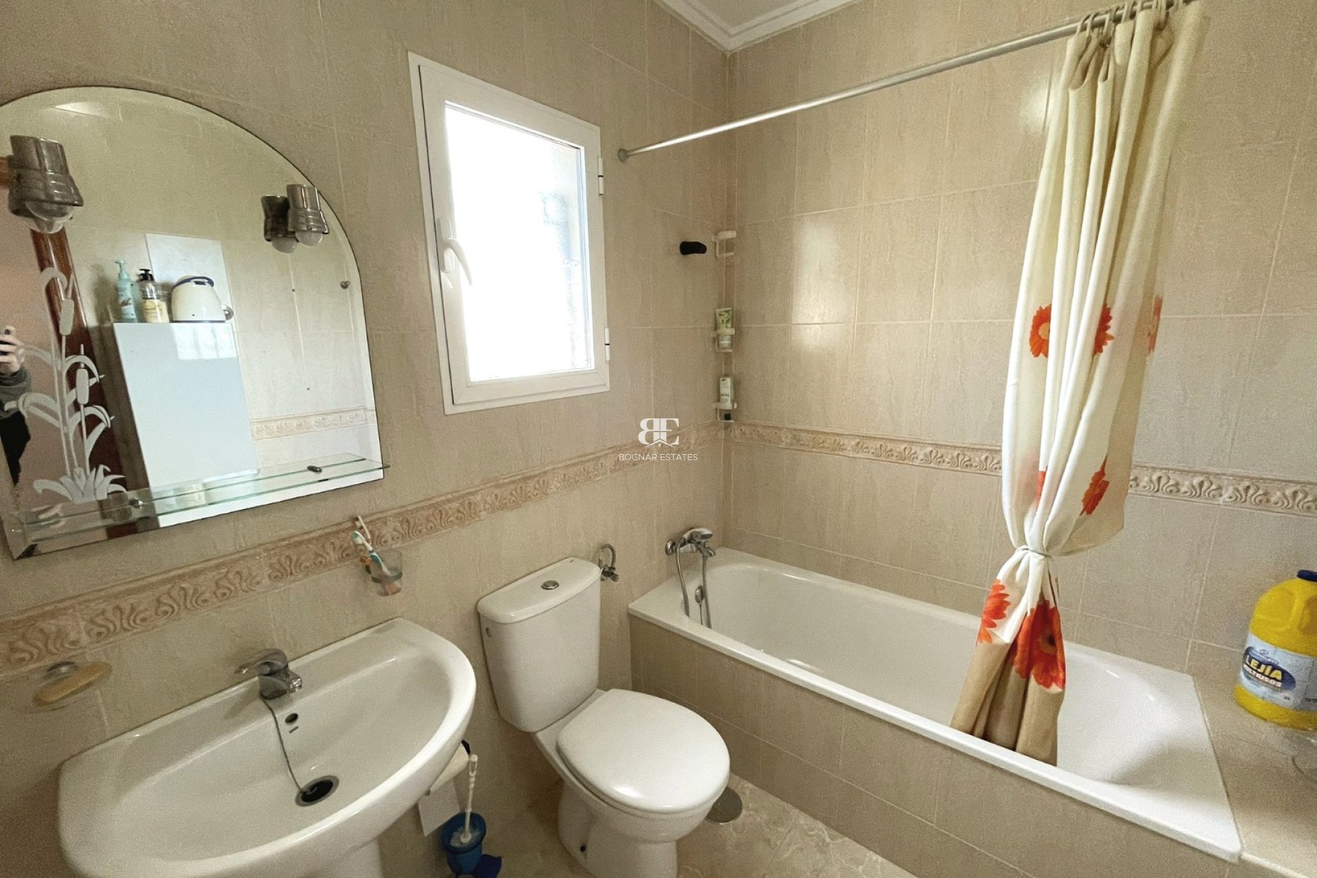 Herverkoop - Herenhuis -
Ciudad Quesada - Lo Marabú