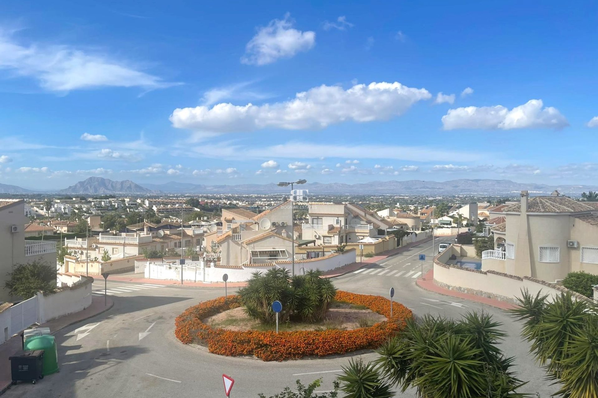 Herverkoop - Herenhuis -
Ciudad Quesada - Rojales