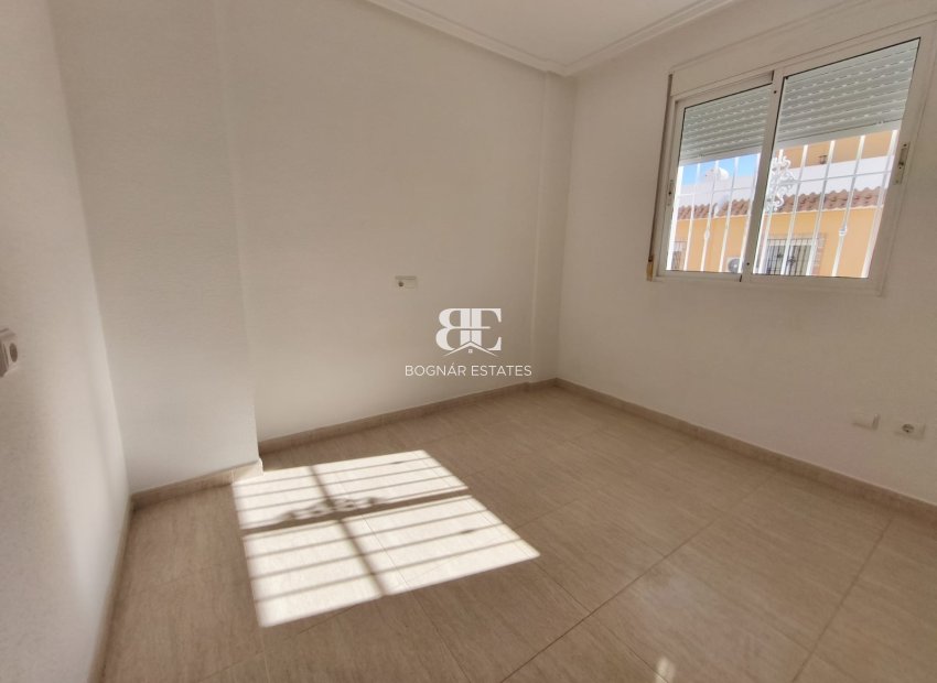 Herverkoop - Herenhuis -
Ciudad Quesada