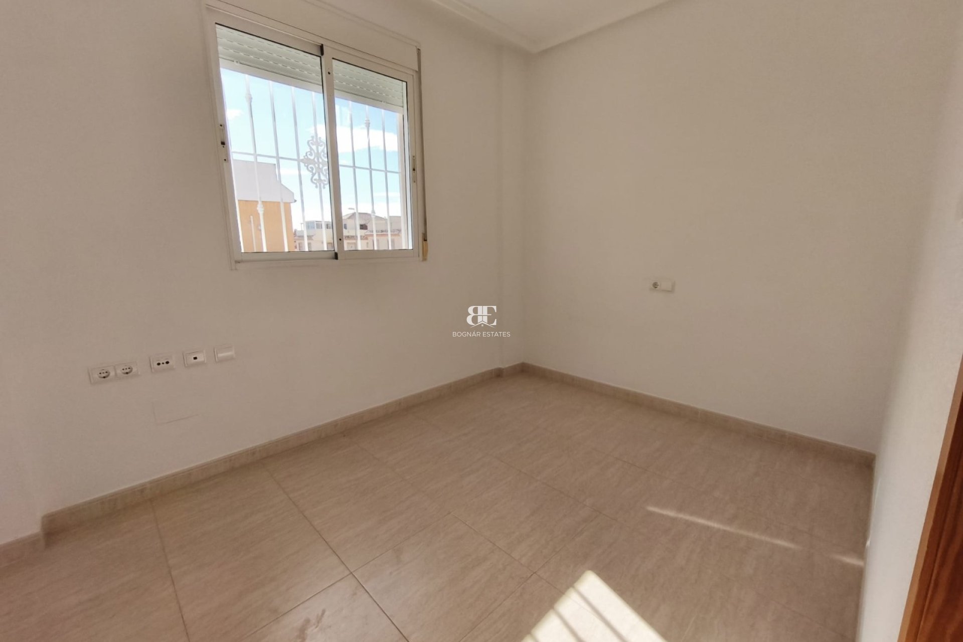 Herverkoop - Herenhuis -
Ciudad Quesada